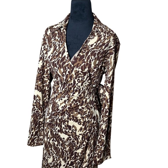 Express Women's Wrap Dress Sz 11/12 Brown Animal Print Long Sleeve Party Fall - Picture 1 of 6